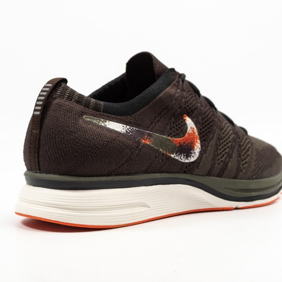 Sold! - Picture 5 of 7